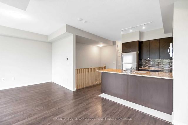 365 - 515 Kingbird Grve, House attached with 2 bedrooms, 3 bathrooms and 1 parking in Toronto ON | Image 13