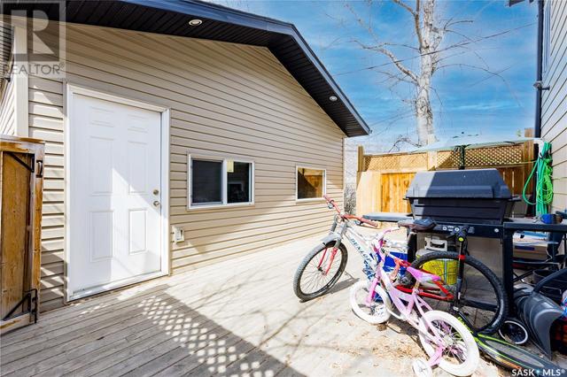 2226 St Patrick Avenue, House detached with 4 bedrooms, 2 bathrooms and null parking in Saskatoon SK | Image 32