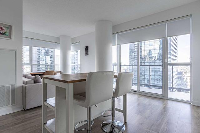 2102 - 87 Peter St, Condo with 2 bedrooms, 2 bathrooms and 1 parking in Toronto ON | Image 21