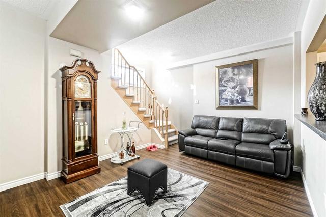28 Legend Lane, House detached with 2 bedrooms, 2 bathrooms and 6 parking in Brampton ON | Image 20