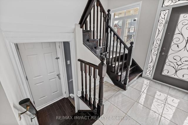 93 Stannardville Dr, House detached with 3 bedrooms, 4 bathrooms and 2 parking in Ajax ON | Image 14