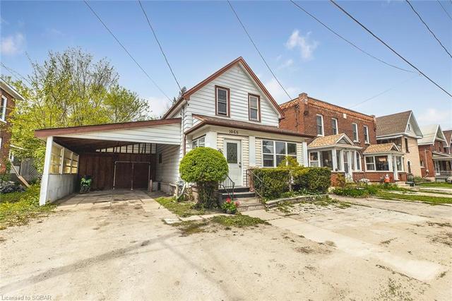 1068 2nd Avenue W, House detached with 3 bedrooms, 1 bathrooms and 3 parking in Owen Sound ON | Image 3