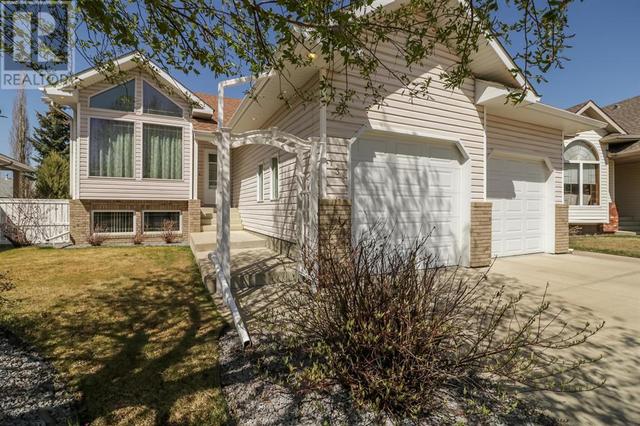 136 Ahlstrom Close Se, House detached with 4 bedrooms, 3 bathrooms and 2 parking in Red Deer AB | Image 36
