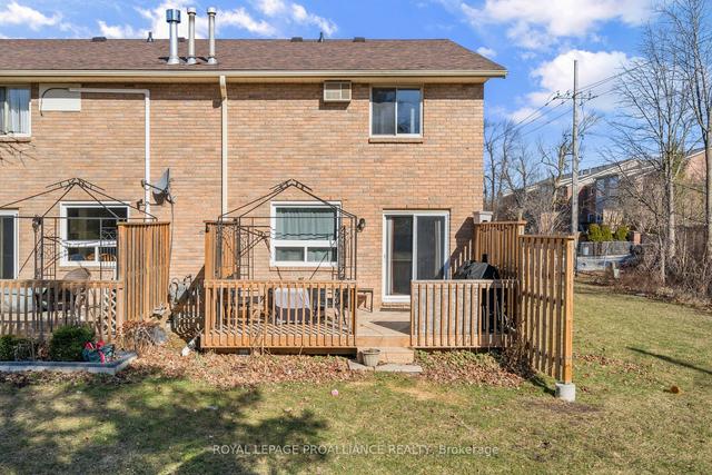 1 - 15 Progress Ave, Townhouse with 3 bedrooms, 4 bathrooms and 3 parking in Belleville ON | Image 31