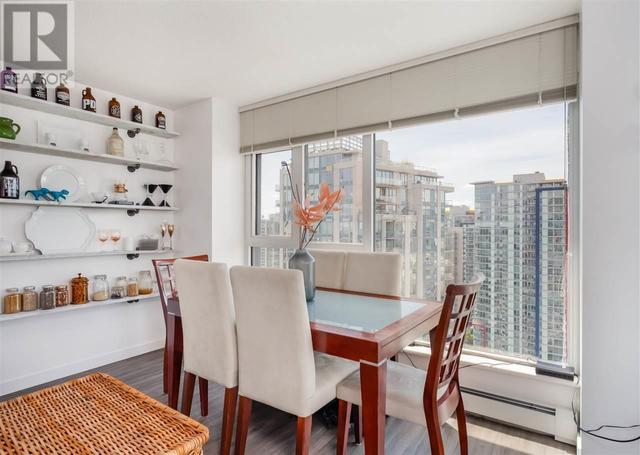 3001 - 183 Keefer Place, Condo with 1 bedrooms, 1 bathrooms and 1 parking in Vancouver BC | Image 4