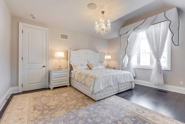 2162 Lillykin St, House detached with 4 bedrooms, 5 bathrooms and 6 parking in Oakville ON | Image 19