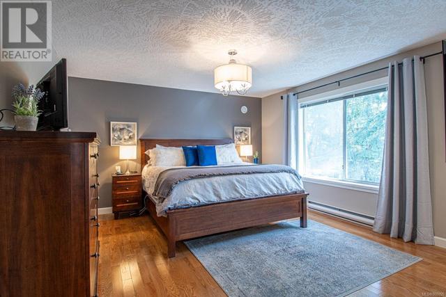 658 Rason Rd, House detached with 5 bedrooms, 4 bathrooms and 5 parking in Langford BC | Image 35