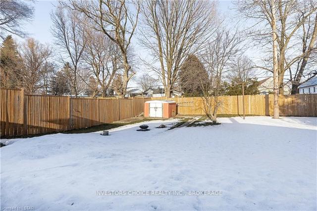 122 Highbury Ave N, House detached with 2 bedrooms, 2 bathrooms and 3 parking in London ON | Image 18