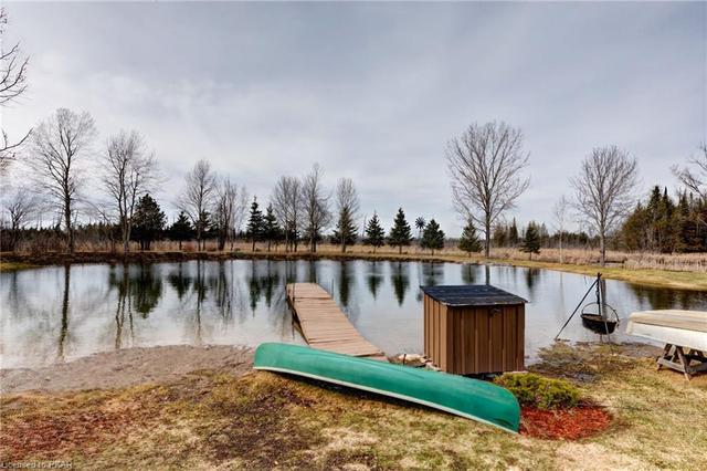 362 Moon Line North, House detached with 3 bedrooms, 2 bathrooms and 20 parking in Trent Lakes ON | Image 4