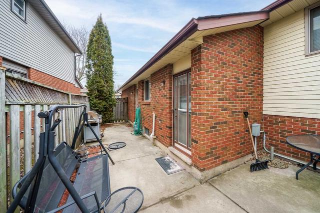 50 Allanbrook St, House detached with 3 bedrooms, 1 bathrooms and 4 parking in Hamilton ON | Image 28