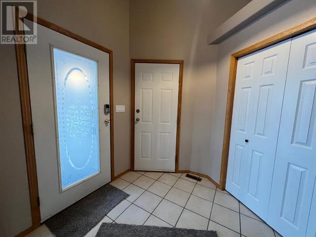 9121 111 Avenue, House detached with 4 bedrooms, 3 bathrooms and 4 parking in Grande Prairie AB | Image 5