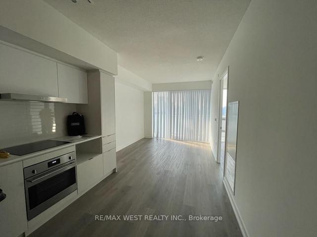 3802 - 55 Cooper St, Condo with 1 bedrooms, 1 bathrooms and 0 parking in Toronto ON | Image 5