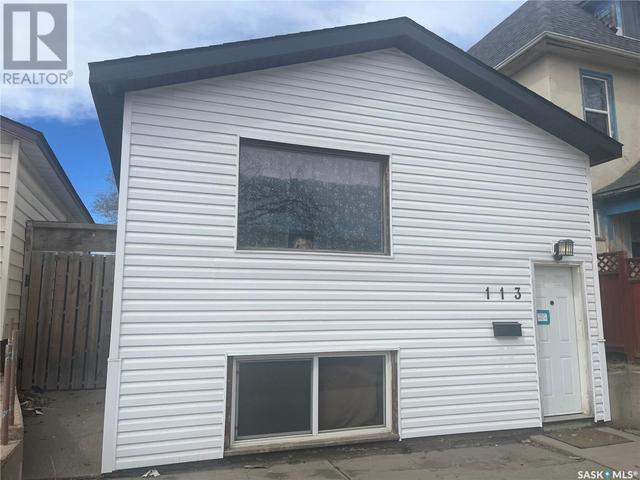 113 H Avenue N, House detached with 4 bedrooms, 2 bathrooms and null parking in Saskatoon SK | Image 3