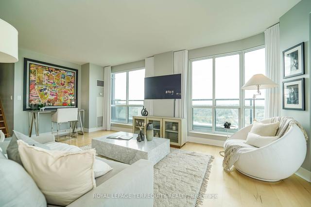 lrg 7 - 7 Lorraine Dr, Condo with 2 bedrooms, 3 bathrooms and 2 parking in Toronto ON | Image 14
