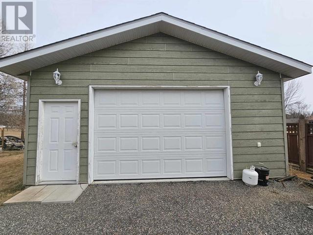 3424 Hospital Road, House detached with 3 bedrooms, 3 bathrooms and null parking in Vanderhoof BC | Image 34
