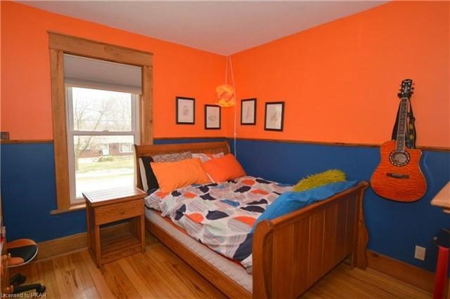 855 Barnardo Ave, House detached with 4 bedrooms, 2 bathrooms and 4 parking in Peterborough ON | Image 20