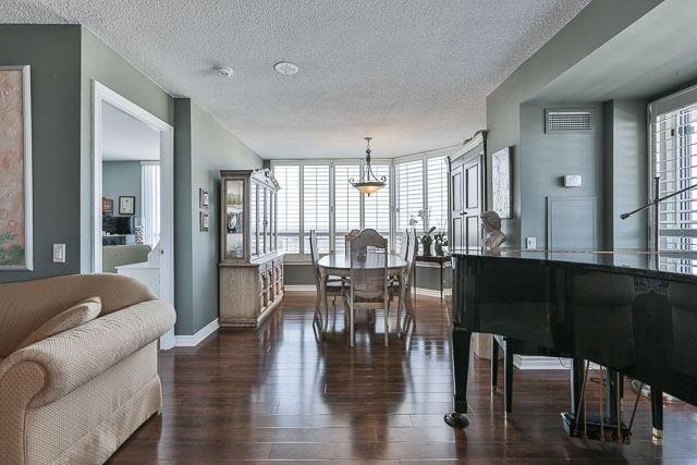 Lph16 - 9015 Leslie St N, Condo with 3 bedrooms, 2 bathrooms and 1 parking in Richmond Hill ON | Image 12