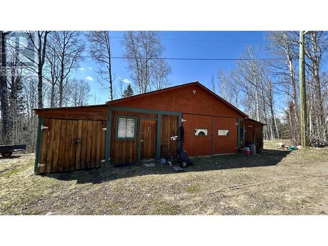 7671 Rutherford Road, House detached with 3 bedrooms, 2 bathrooms and null parking in Cariboo L BC | Image 17