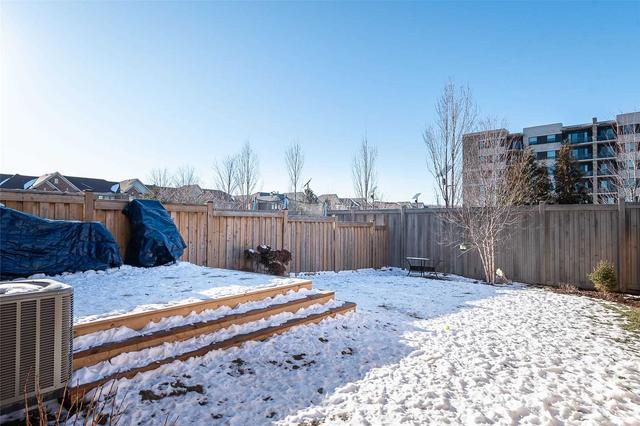 73 Hanson Cres, House attached with 3 bedrooms, 4 bathrooms and 2 parking in Milton ON | Image 27