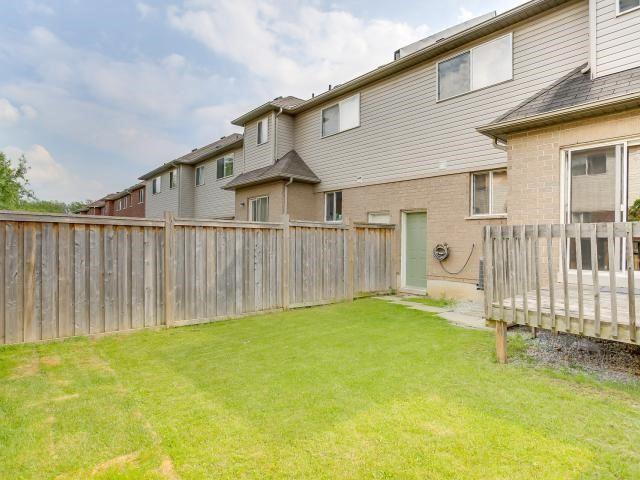 1302 Cartmer Way, House attached with 3 bedrooms, 3 bathrooms and 1 parking in Milton ON | Image 20