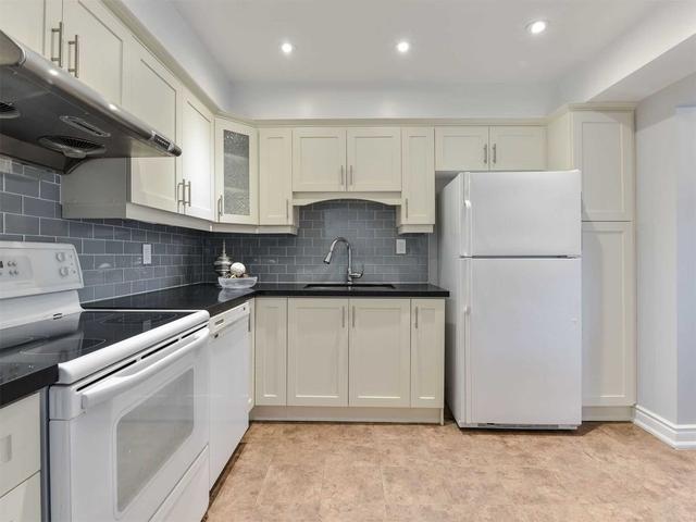 137 - 1951 Rathburn Rd E, Townhouse with 3 bedrooms, 4 bathrooms and 2 parking in Mississauga ON | Image 7