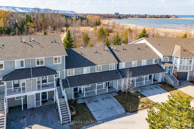 22 Cranberry Surf, Townhouse with 3 bedrooms, 3 bathrooms and 1 parking in Collingwood ON | Image 1