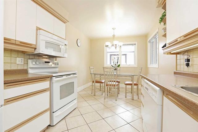 104 Grantbrook St, House detached with 4 bedrooms, 3 bathrooms and 4 parking in Toronto ON | Image 16
