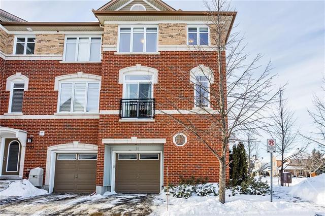 201 Accolade Private, Townhouse with 3 bedrooms, 3 bathrooms and 2 parking in Ottawa ON | Image 2
