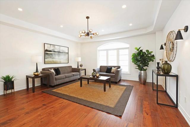th 7 - 581 Scarlett Rd, Townhouse with 3 bedrooms, 4 bathrooms and 2 parking in Toronto ON | Image 34