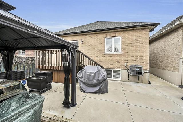 10 Greenbrook Drive, House detached with 2 bedrooms, 3 bathrooms and 2 parking in Hamilton ON | Image 37