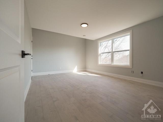 1 - 196 Powell Avenue, Condo with 3 bedrooms, 2 bathrooms and 2 parking in Ottawa ON | Image 8