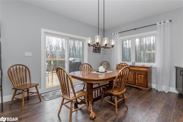 545 Mount St. Louis Rd. West Road, House detached with 3 bedrooms, 2 bathrooms and 8 parking in Oro Medonte ON | Image 7