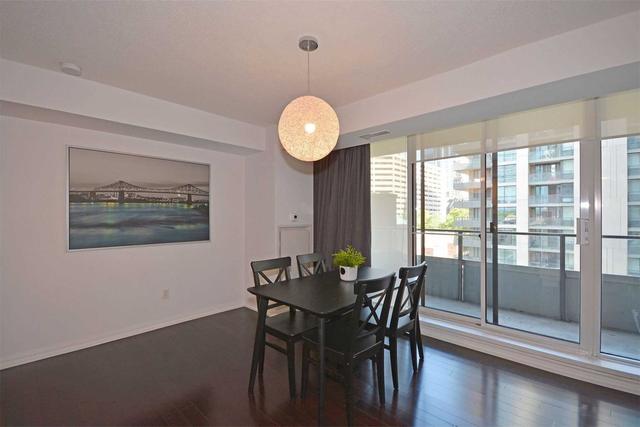 733 - 111 Elizabeth St, Condo with 2 bedrooms, 2 bathrooms and 1 parking in Toronto ON | Image 24