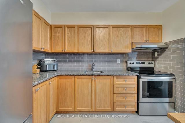 820 - 451 The West Mall, Condo with 1 bedrooms, 1 bathrooms and 1 parking in Toronto ON | Image 3