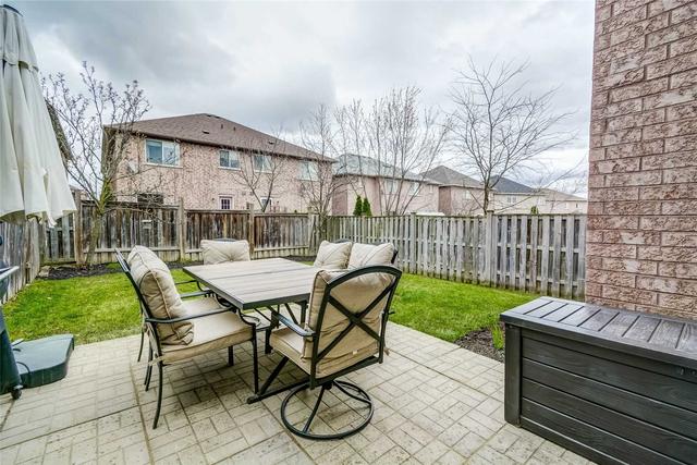 132 Beaverbrook Cres, House detached with 3 bedrooms, 3 bathrooms and 3 parking in Vaughan ON | Image 35