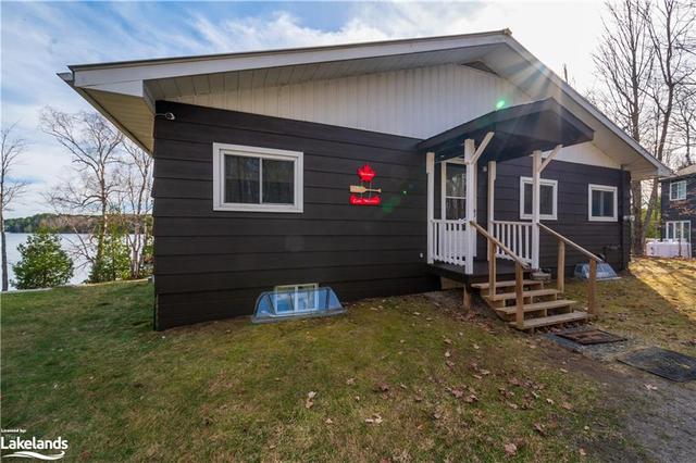 562 & 568 Waseosa Lake Road East Road, House detached with 3 bedrooms, 1 bathrooms and 6 parking in Huntsville ON | Image 39