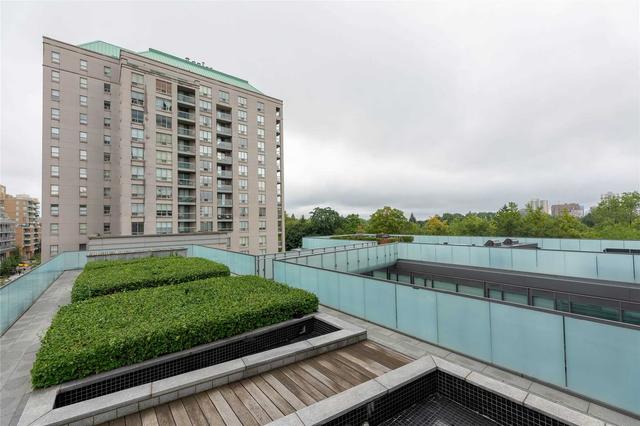 2004 - 1815 Yonge St, Condo with 1 bedrooms, 2 bathrooms and 1 parking in Toronto ON | Image 10