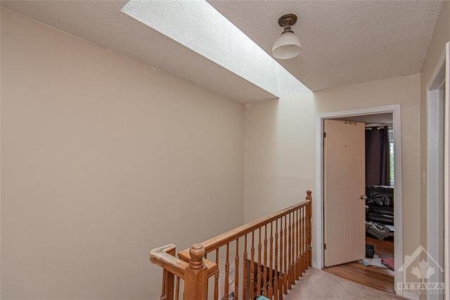 1156 Chimney Hill Way, Townhouse with 3 bedrooms, 3 bathrooms and 2 parking in Ottawa ON | Image 10