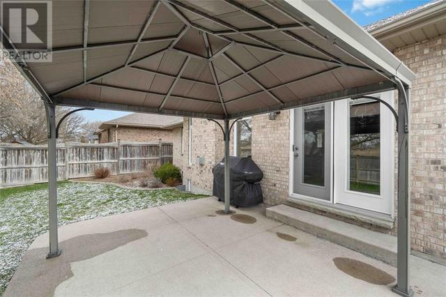 168 Augusta Boulevard, House detached with 4 bedrooms, 3 bathrooms and null parking in Sarnia ON | Image 25