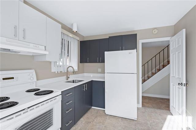 65 - 837 Eastvale Drive, Townhouse with 3 bedrooms, 1 bathrooms and 1 parking in Ottawa ON | Image 12