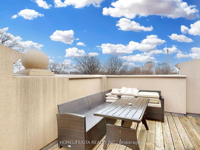 th32 - 68 Carr St, Townhouse with 2 bedrooms, 2 bathrooms and 1 parking in Toronto ON | Image 20