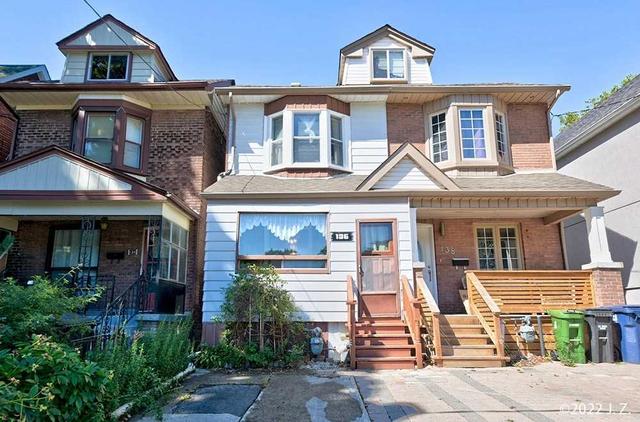 136 Hiawatha Rd, House semidetached with 3 bedrooms, 3 bathrooms and 1 parking in Toronto ON | Card Image