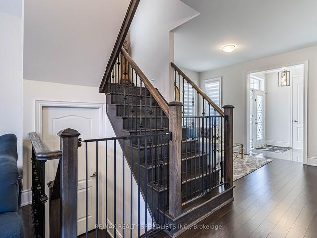 7 Dolobram Tr, House semidetached with 3 bedrooms, 3 bathrooms and 3 parking in Brampton ON | Image 13