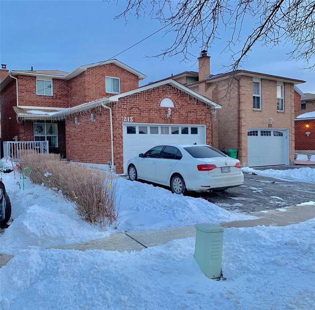 213 Wexford Rd, House detached with 3 bedrooms, 3 bathrooms and 4 parking in Brampton ON | Image 1