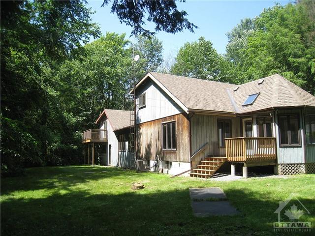 2394 County Road 43 Road, House detached with 4 bedrooms, 3 bathrooms and 8 parking in North Grenville ON | Image 18