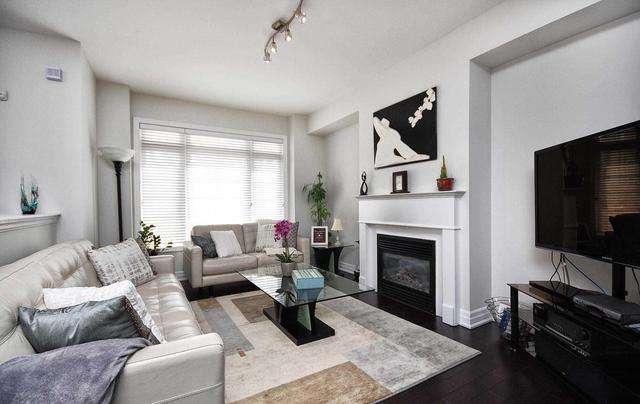 Th10 - 80 North Park Rd, Townhouse with 3 bedrooms, 4 bathrooms and 2 parking in Vaughan ON | Image 6