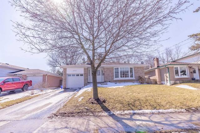 222 Delrex Blvd, House detached with 4 bedrooms, 2 bathrooms and 4 parking in Halton Hills ON | Image 1