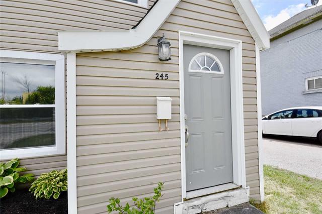 245 Atherley Rd, House detached with 3 bedrooms, 2 bathrooms and 3 parking in Orillia ON | Image 29