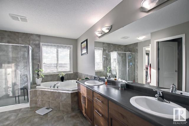 1623 28 St Nw Nw, House detached with 5 bedrooms, 2 bathrooms and null parking in Edmonton AB | Image 16