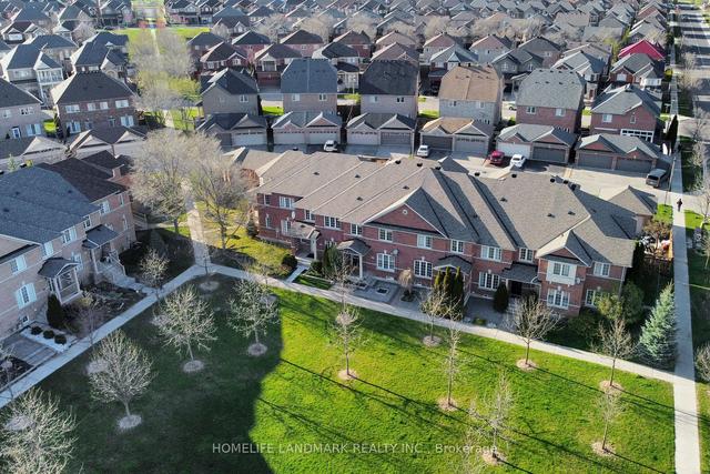 17 Charing Cross Lane, House attached with 3 bedrooms, 3 bathrooms and 4 parking in Markham ON | Image 26